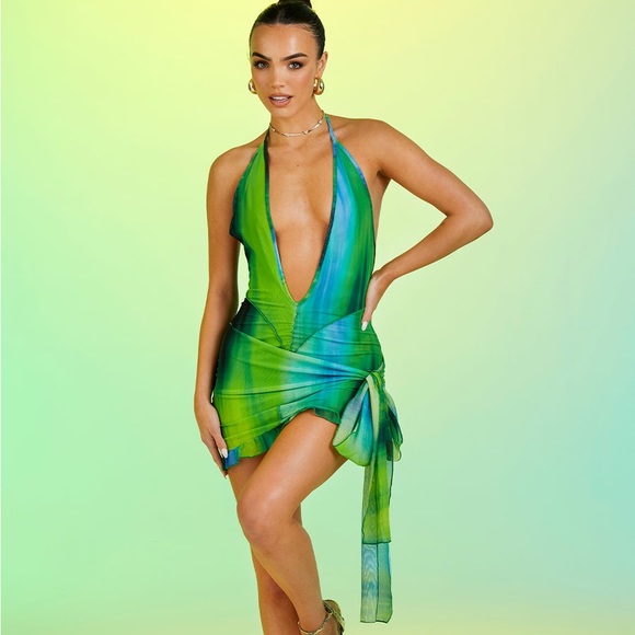 Oh Polly Dresses & Skirts - Mini dress with deep v NWT